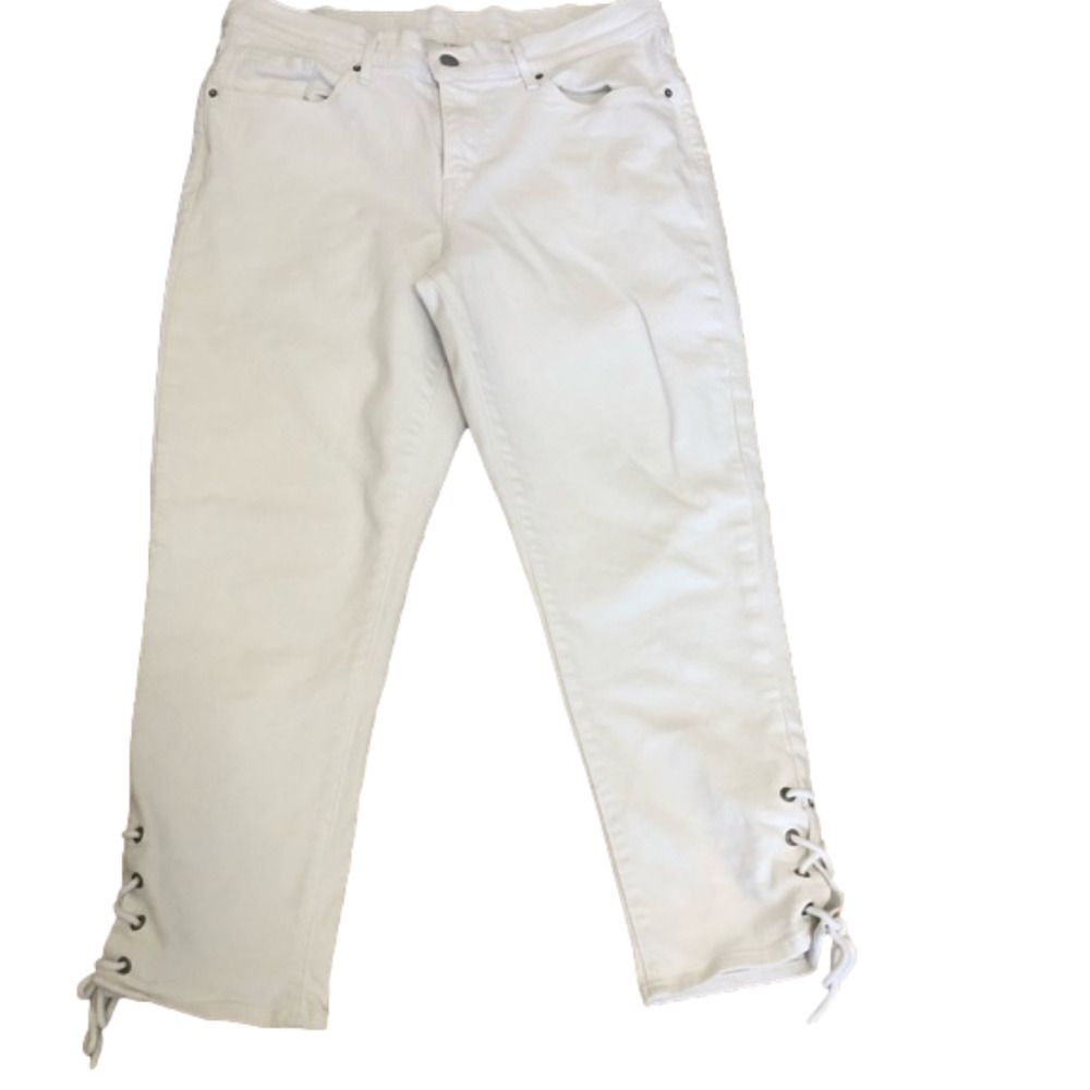 Levi Strauss & Co. Stretch with Cute Tie Detail